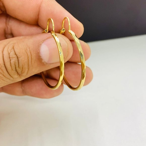 14K Gold Filled Endless Hoop Earrings with Diamond Cut Design for Womens 1.5x1.3 - Picture 4 of 6